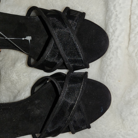 Zara Basic Size Euro 38 Size Us 7 Black Suede Like Material Mesh Straps - Picture 2 of 10